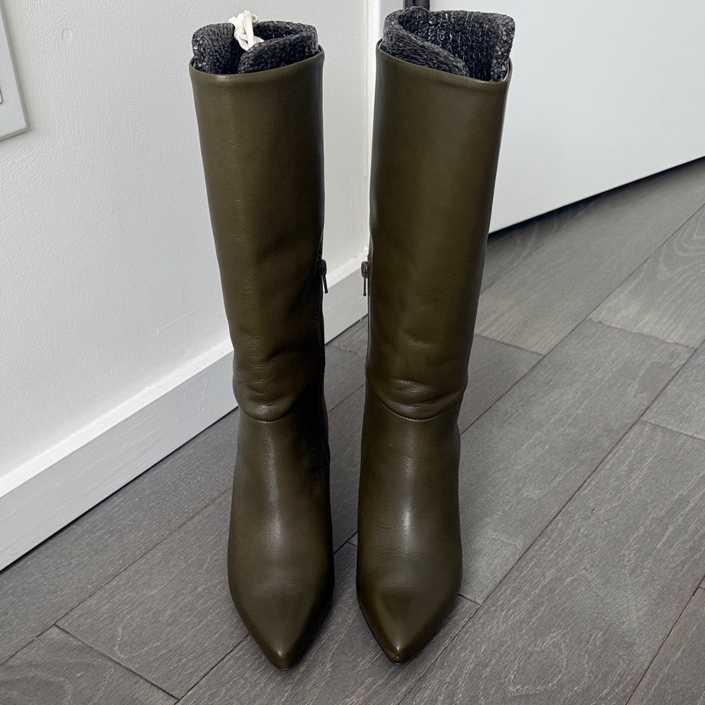Inez Mila Olive Green Women's Knee-High Boots, size 7! Worn once.